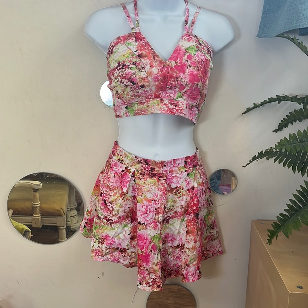 Floral Summer Crop Outfit